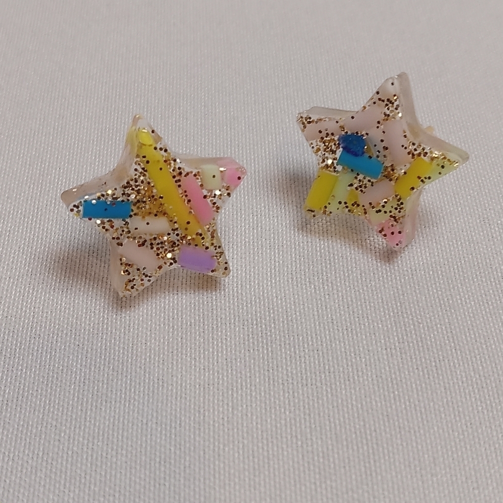 5/$25 Hand Crafted Pink and Yellow Star Earrings - Picture 2 of 3